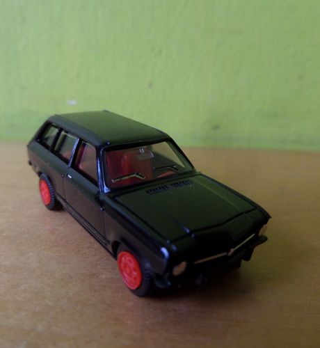 Herpa H0 956529 Opel Ascona Voyage