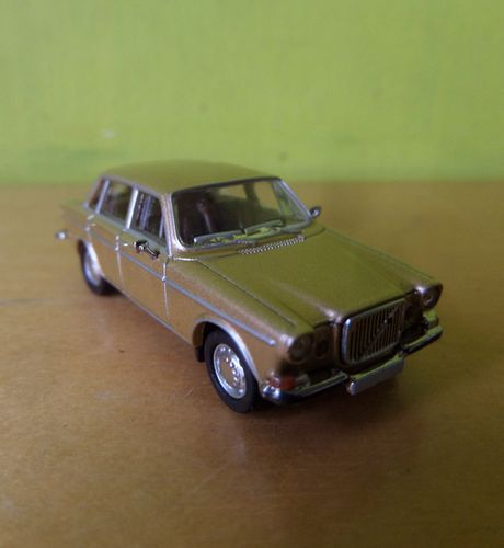 PCX H0 870192 Volvo 164 Goud kleur