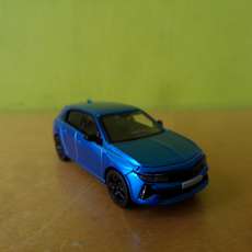PCX H0 870590 Opel Astra L  blauw