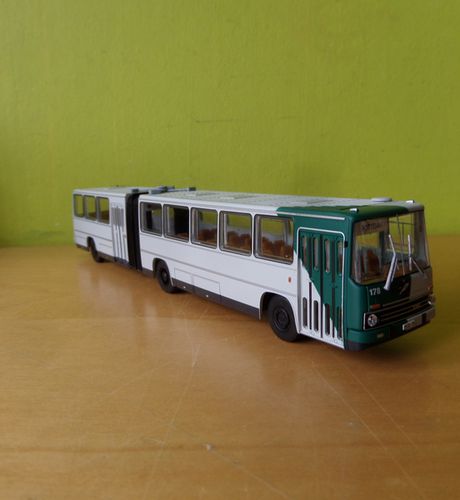 Brekina H0 59758 Ikarus 280.03 Gelede bus