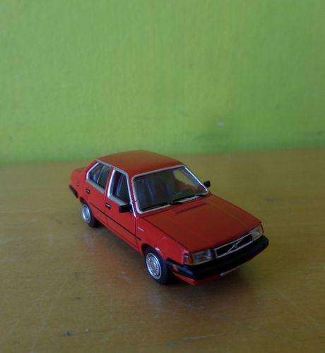 PCX H0 870820 Volvo 340 rood