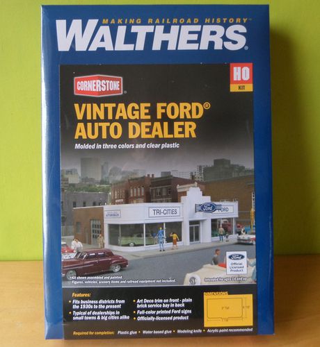 Walthers H0 3490 Ford Auto dealer