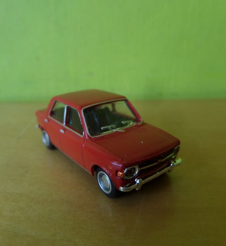 Brekina H0 22525 Fiat 128 Rood