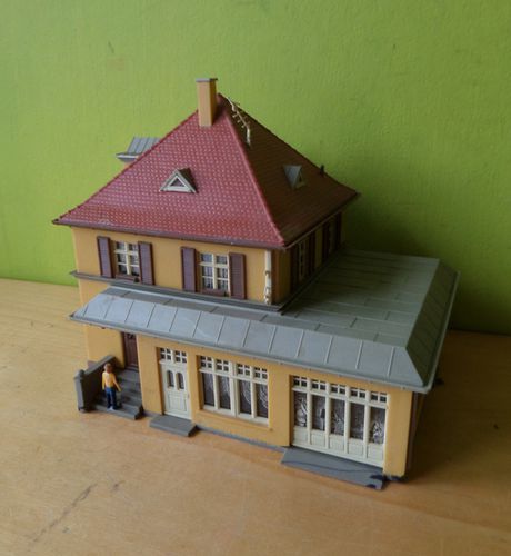 Kibri H0 Woonhuis met restaurant