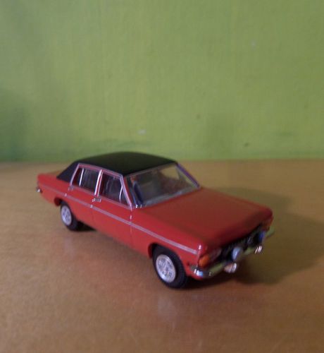 Brekina H0 20723 Opel Diplomat B rood