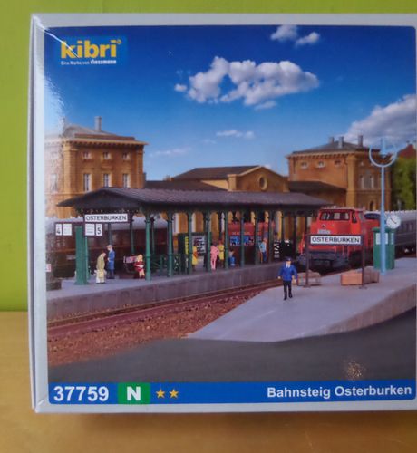 Kibri N 37759 Perrondeel met overkapping