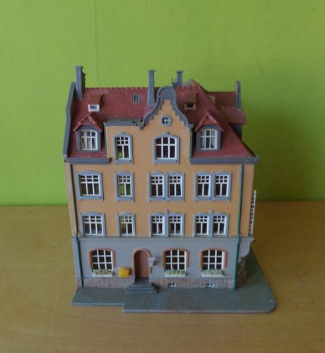 Kibri H0 Stads hoekpand