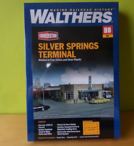 Walthers H0 2934 Silver Springs Busstation