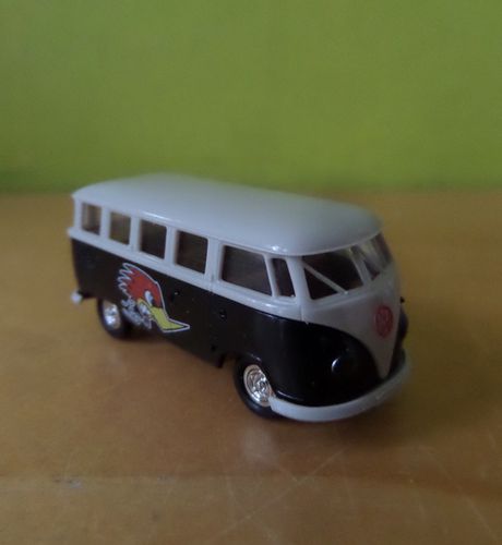 Brekina H0 31857 VW T1b "Raceduck"