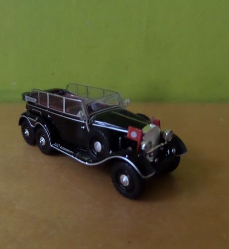 Brekina H0 21081 Mercedes G4 zwart