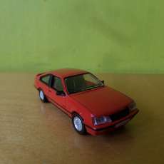 PCX H0 870826 Opel Monza GSE Rood