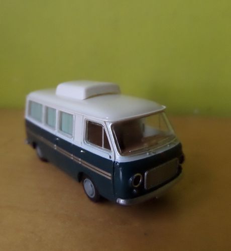 Brekina H0 34417 Fiat 238 Camper