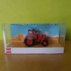 Busch H0 51351 Belarus MTS 52 tractor