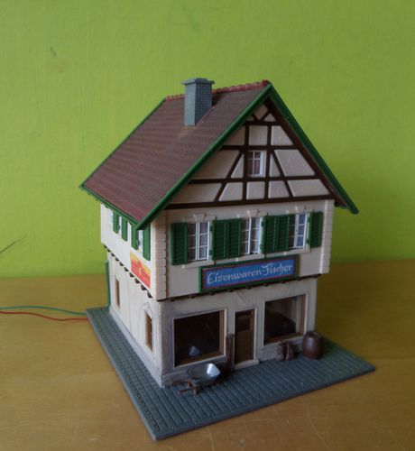 Pola H0 Ijzerwaren winkel