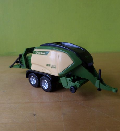 Wiking H0 38405 Krone Big pack Balen pers