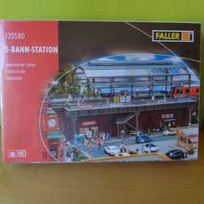 Faller H0 120580 S- Bahn Station