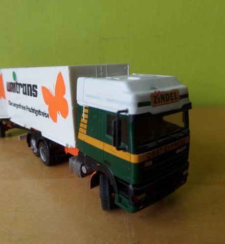 Herpa  H0  Budget DAF vrachtwagen