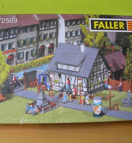 Faller N 272569 Dorps attributen