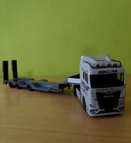Herpa H0 320849 MAN TGX GM Sikora semi dieplader