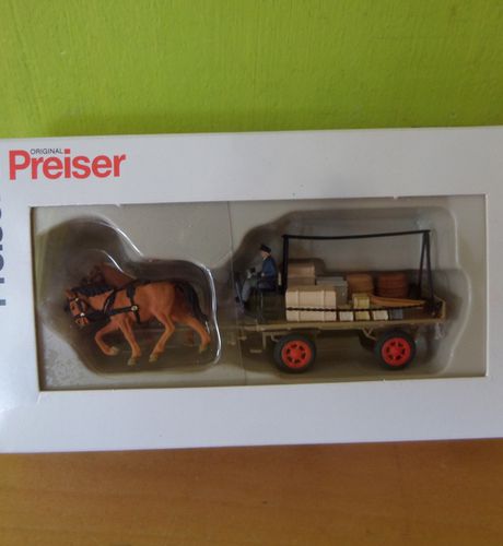 Preiser H0 30434 Paarden wagen met laadgoederen