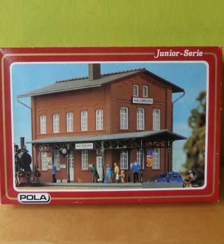 Pola H0 1000 Station Waldbrunn