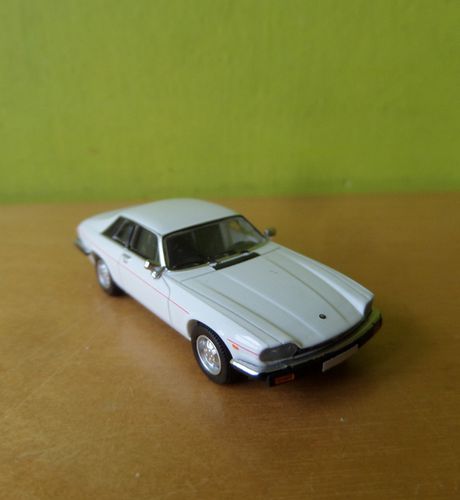 PCX H0 870331 Jaguar XJ-S wit