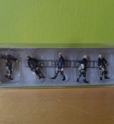 Preiser H0 10484  Brandweer mannen