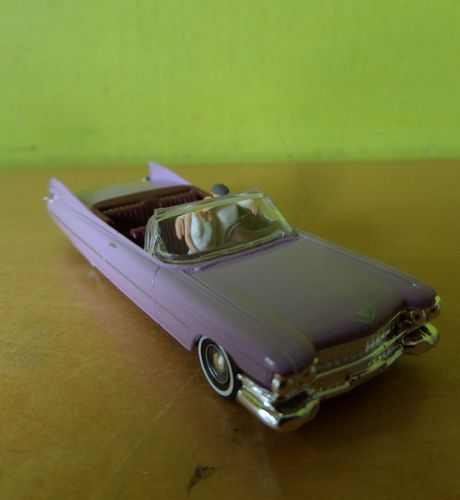 Busch H0 45135 Cadillac Eldorado