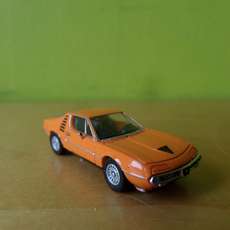 PCX H0 870072 Alfa Romeo Montreal