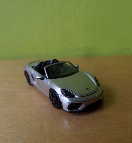 Minichamps H0 870067704 Porsche 718 Spyder