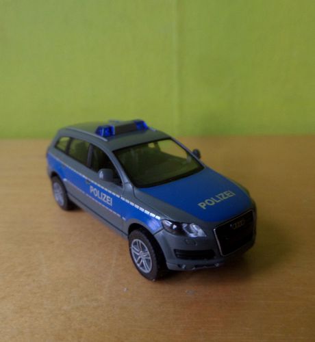 Wiking H0 013308 Audi Q7 polizei