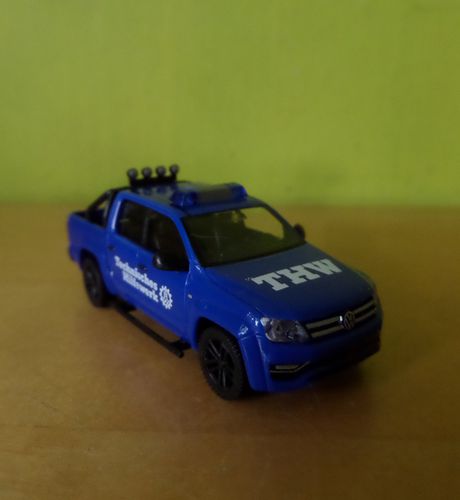 Wiking H0 31145 VW Amarok THW