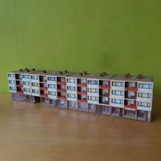 Faller H0 / TT  Woon Flats met winkels
