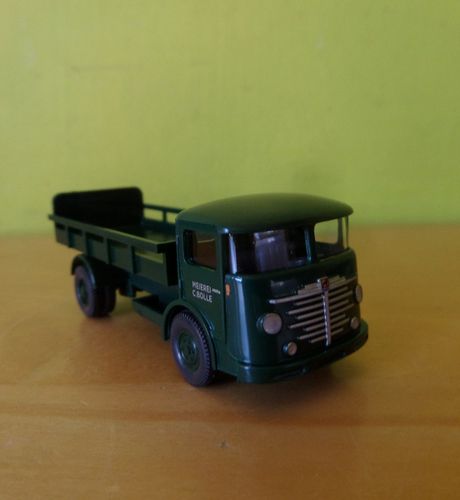 Wiking H0 47605 Bussing 4500 Melkwagen