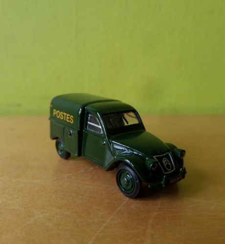 Norev H0 151476 Citroen 2 V Au "Postes"