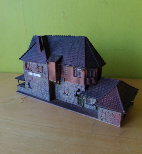 Faller H0 Seinhuis Zell (Darmstadt)