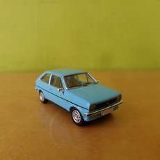 PCX H0 870768 Ford Fiesta MK1 Licht blauw