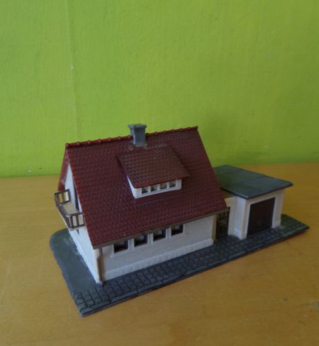 Pola N Woonhuis met garage