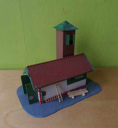 Pola H0 Dorps brandweer huisje