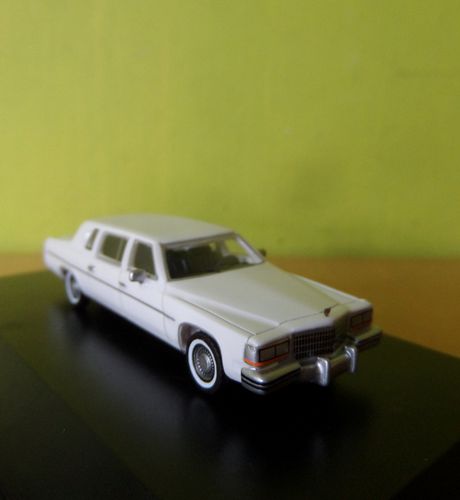 BOS H0 87661 Cadillac Fleedwood
