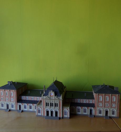 Faller H0 Groot Station Neustadt