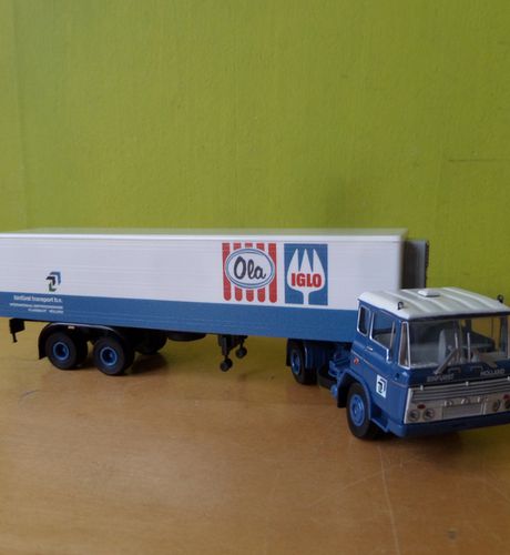 Brekina H0 85290 DAF Ft 2600 Binfurst / Iglo