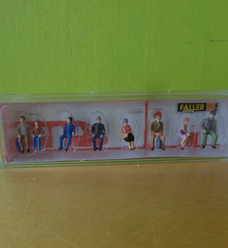 Faller H0 151619 Zittende reizigers