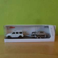 Schuco H0 00068 Mercedes G + aanhanger