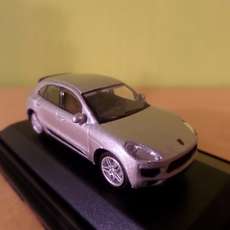 Schuco H0 26215 Porsche Macan S