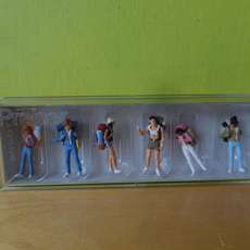 Preiser H0 10296 Jonge reizigers