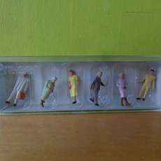 Preiser H0 14090 Voetgangers