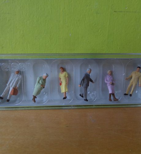 Preiser H0 14090 Voetgangers