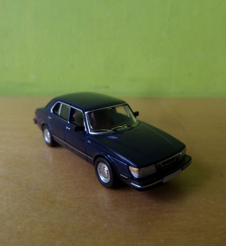 PCX H0 870759 Saab 900 donker blauw